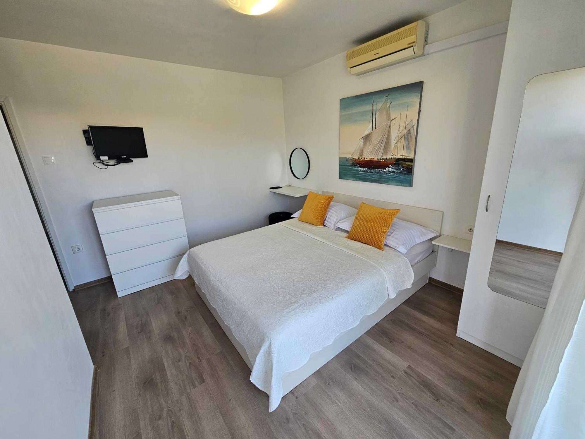 Apartmani Matija Макарска Екстериор снимка